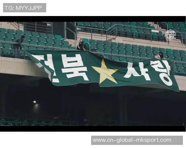 国内双冠！全北2-1光州夺得韩国杯冠军，李昇祐加时取胜+染红